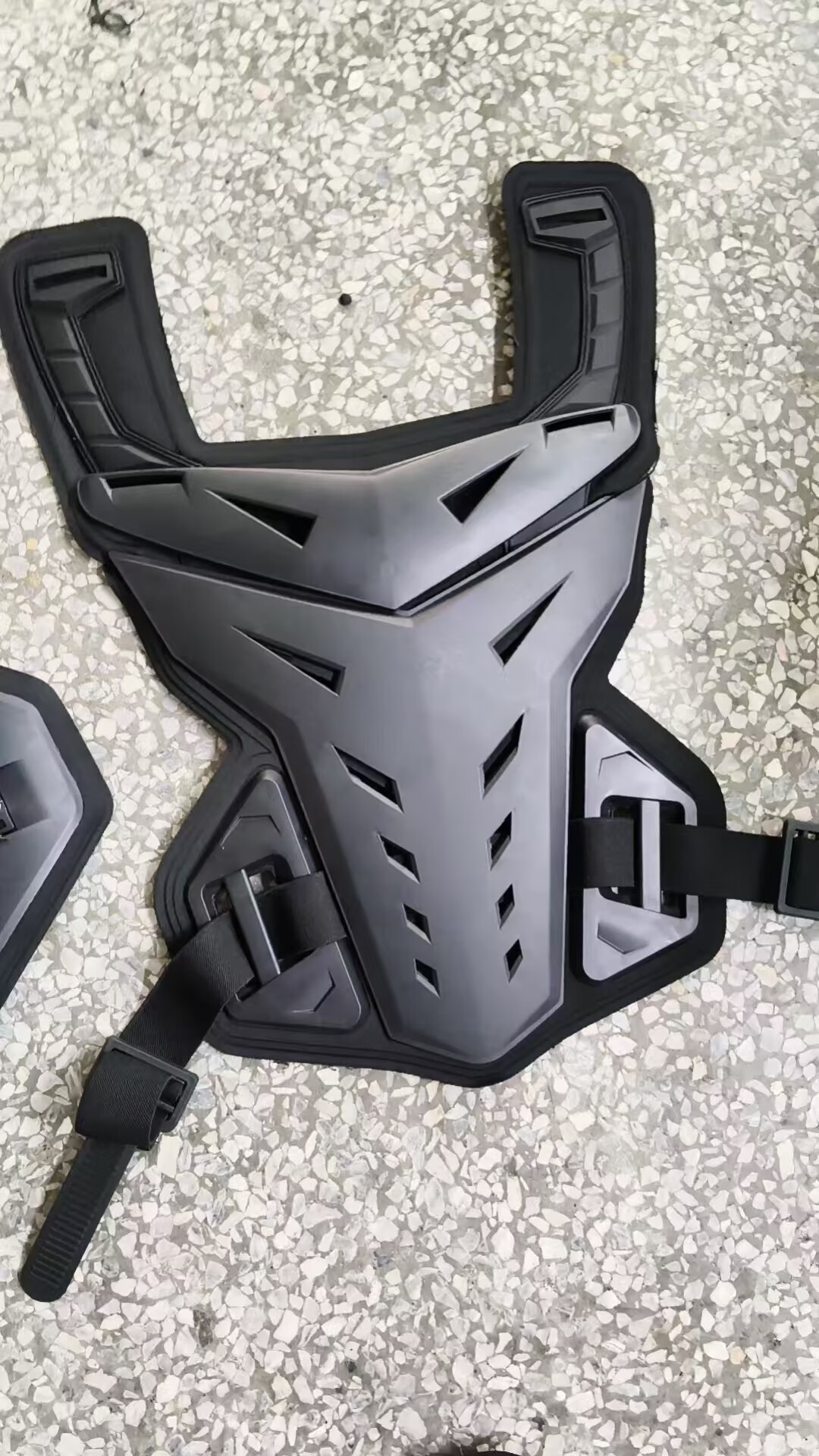 ชุดเกราะป้องกันร่างกายสำหรับมอ - Chest Protector Armor บทวิจารณ์และราคา
